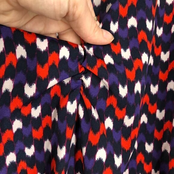 GAP Factory Purple Red Cream Chevron Ruched Asymmetrical Neckline S/S Dress Sz L - Picture 3 of 10